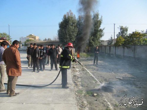 مانور زلزله و ایمنی در مدارس شهرستان بندرگز برگزار شد