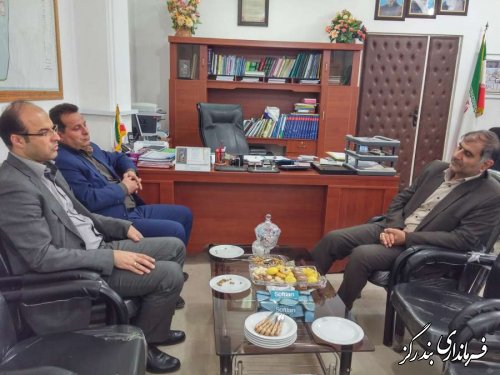 دیدار رییس حوزه بانک ملی کردکوی و بندرگز با فرماندار