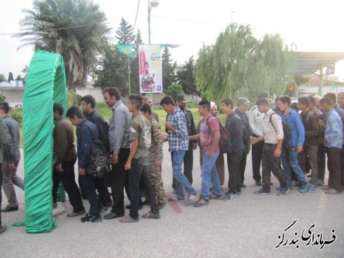 170 نفر از مردم بندرگز به مرقد مطهر امام راحل اعزام شدند  