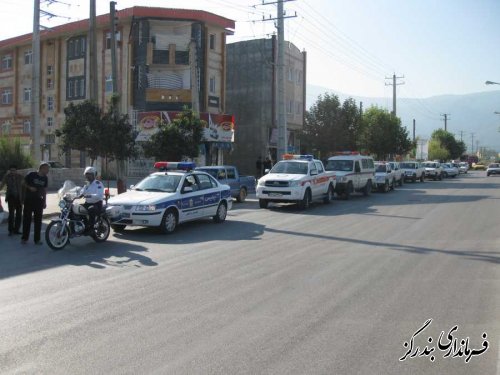 رژه خودرویی هفته دولت در بندرگز برگزار شد