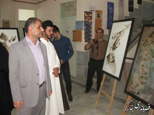 نمایشگاه خوشنویسی و نقاشی خط در بندرگز افتتاح شد