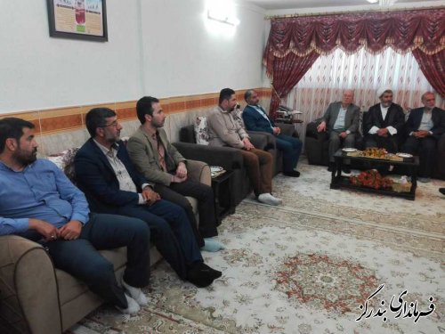دیدار نمایندگان بعثه مقام معظم رهبری با خانواده شهید منا در بندرگز 
