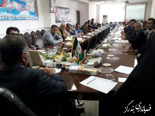 کارگاه آموزشی پدافند غیر عامل ویژه دهیاران و اعضای شوراهای اسلامی روستاهای شهرستان برگزار شد