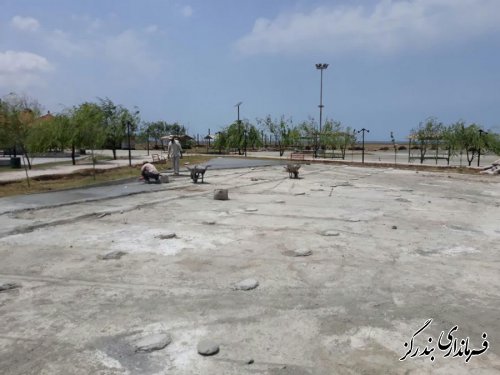 بازدید فرماندار بندرگز از عملیات اجرایی ساخت پارک کودک در ساحل نوکنده