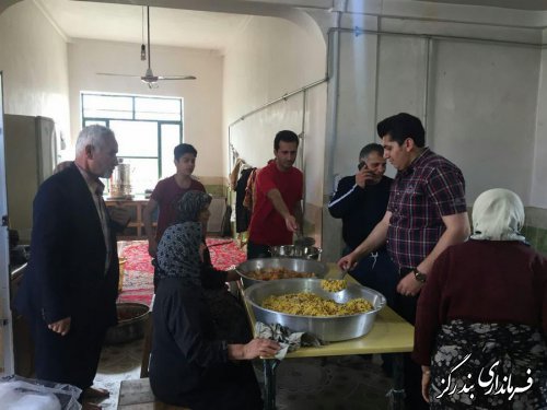 3 هزار پرس غذای گرم از بندرگز برای مناطق سیل زده گلستان ارسال شد