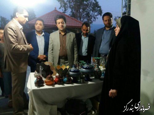 نمایشگاه صنایع دستی و سوغات در بندرگز گشایش یافت 
