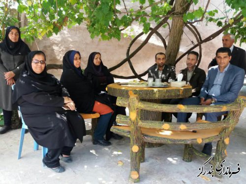 نمایشگاه صنایع دستی در روستای گزشرقی برپا شد