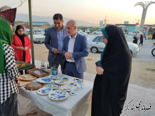نمایشگاه صنایع دستی در ساحل بندرگز برپا شد
