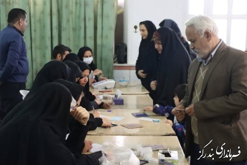گزارش تصویری ||حضور پر شور اقشار مختلف مردم شهر بندرگز پای صندوق های رای 