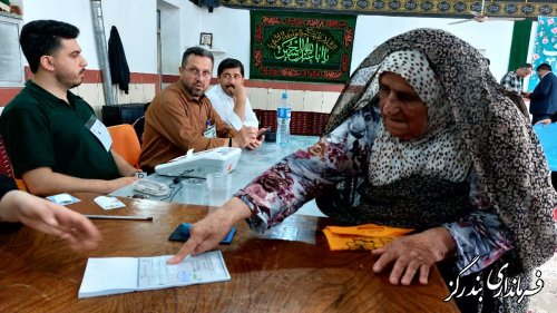 گزارش تصویری ||حضور پر شور اهالی روستاهای شهرستان بندرگز پای صندوق های رای